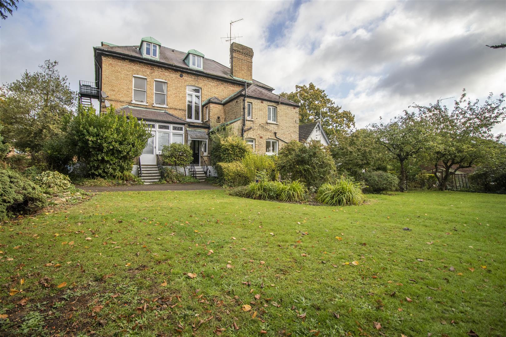 Bycullah Road, Enfield Lanes Estate Agents